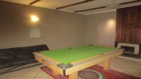 Lounges - 30 square meters of property in Glen Marais