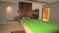 Lounges - 30 square meters of property in Glen Marais