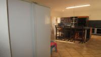 Kitchen - 47 square meters of property in Glenmarais (Glen Marais)