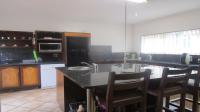 Kitchen - 47 square meters of property in Glenmarais (Glen Marais)