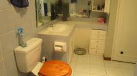 Main Bathroom - 9 square meters of property in Glenmarais (Glen Marais)