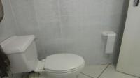 Bathroom 2 - 6 square meters of property in Glen Marais