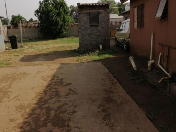 2 Bedroom House for Sale For Sale in Thokoza MR340105 My