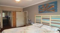 Main Bedroom - 18 square meters of property in Geelhoutpark