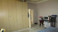 Bed Room 1 - 41 square meters of property in Geduld