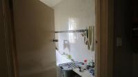 Bathroom 1 - 11 square meters of property in Geduld