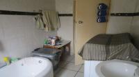 Bathroom 1 - 11 square meters of property in Geduld