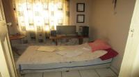 Bed Room 2 - 13 square meters of property in Geduld