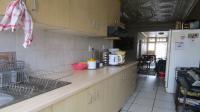 Kitchen - 9 square meters of property in Geduld
