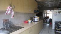 Kitchen - 9 square meters of property in Geduld