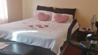 Main Bedroom - 16 square meters of property in Lethlabile