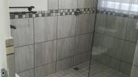 Bathroom 3+ - 6 square meters of property in Dwarskersbos