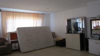 Bed Room 1 - 18 square meters of property in Mondeor