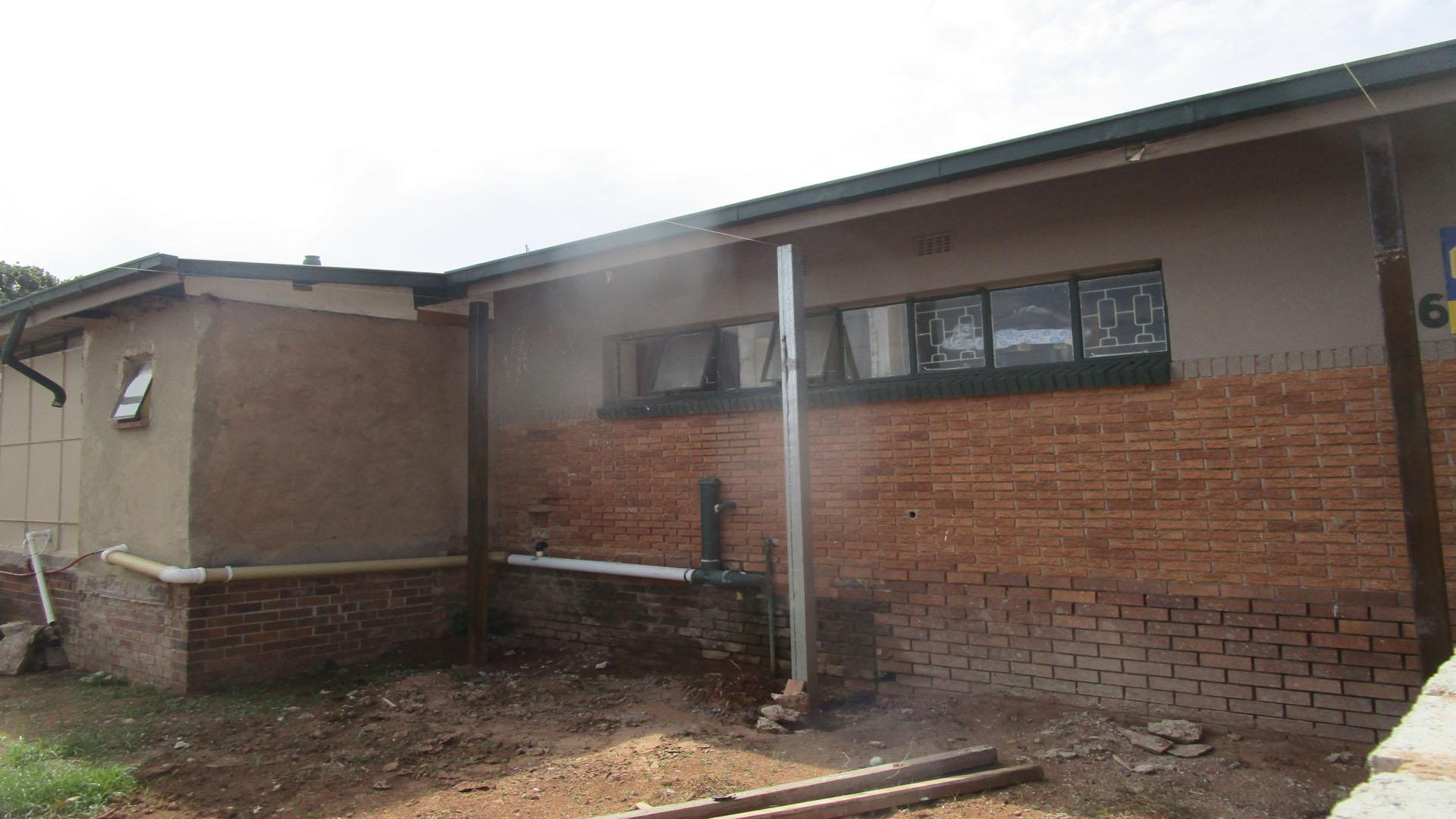 Front View of property in Krugersdorp