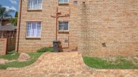 2 Bedroom 1 Bathroom Flat/Apartment for Sale for sale in Wilgeheuwel 