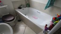 Bathroom 1 - 4 square meters of property in Rynfield AH