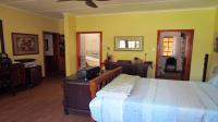 Main Bedroom - 35 square meters of property in Umtentweni