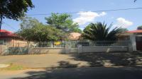 Front View of property in Bezuidenhout Valley