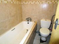 Main Bathroom - 7 square meters of property in Bulwer