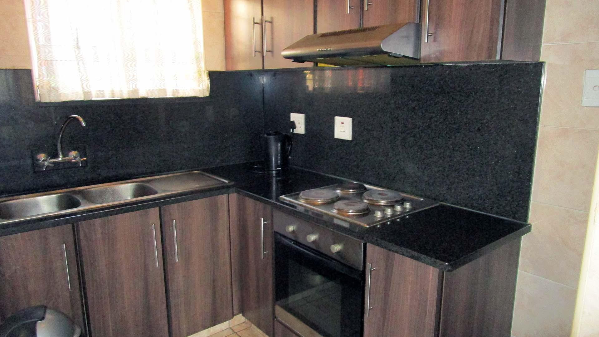 Kitchen - 22 square meters of property in Chatsworth - KZN