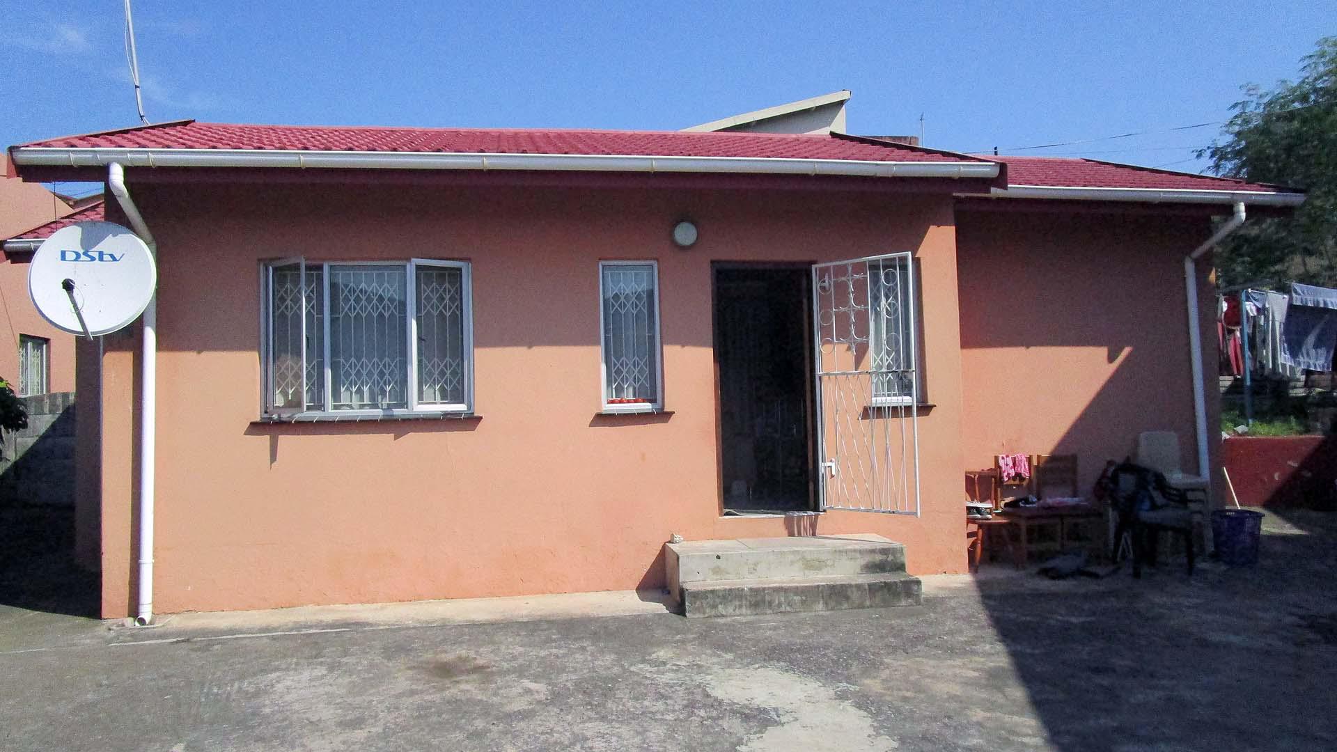 Front View of property in Chatsworth - KZN