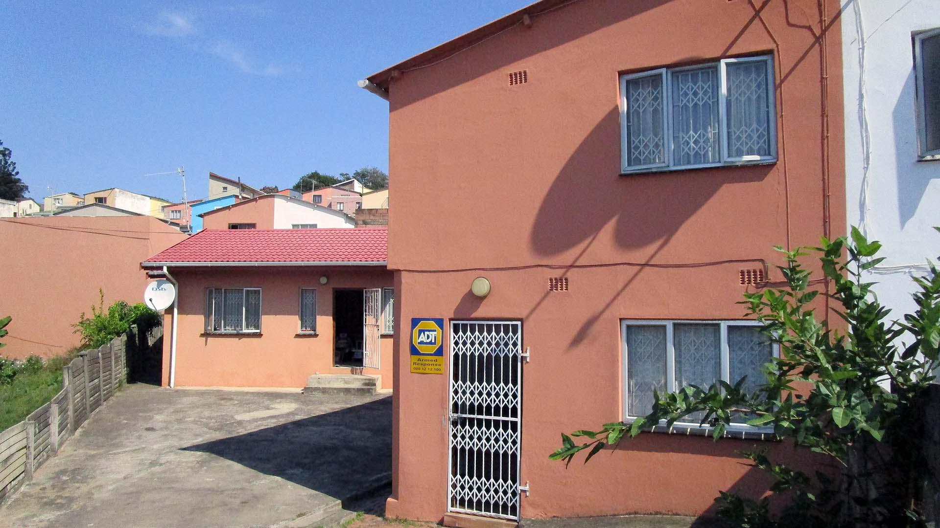 Front View of property in Chatsworth - KZN