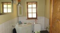 Guest Toilet - 5 square meters of property in Henley-on-Klip