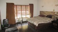 Main Bedroom - 28 square meters of property in Henley-on-Klip