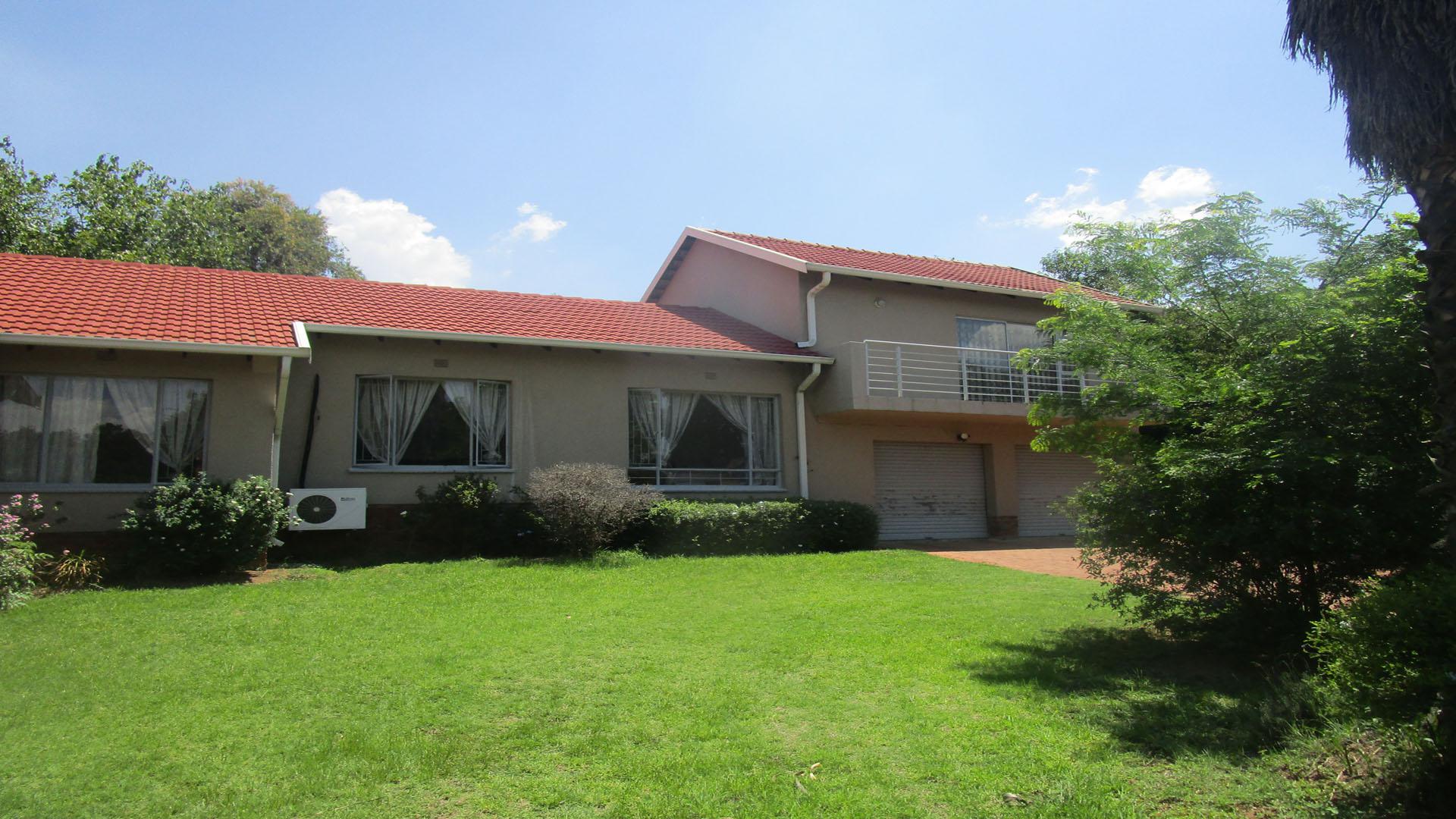 Front View of property in Jukskei Park