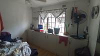Bed Room 1 - 13 square meters of property in Cato Manor 