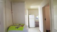 Spaces - 13 square meters of property in Westbury