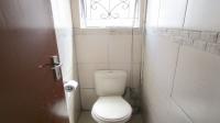 Bathroom 1 - 5 square meters of property in Westbury