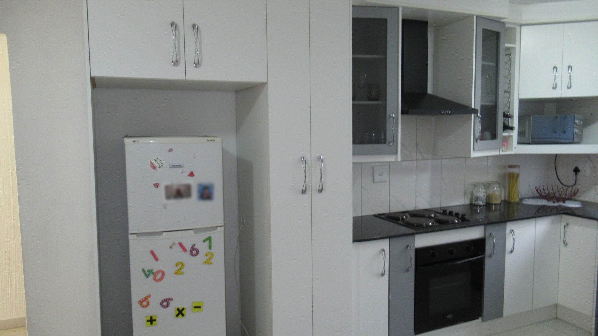 Kitchen - 13 square meters of property in Bedfordview