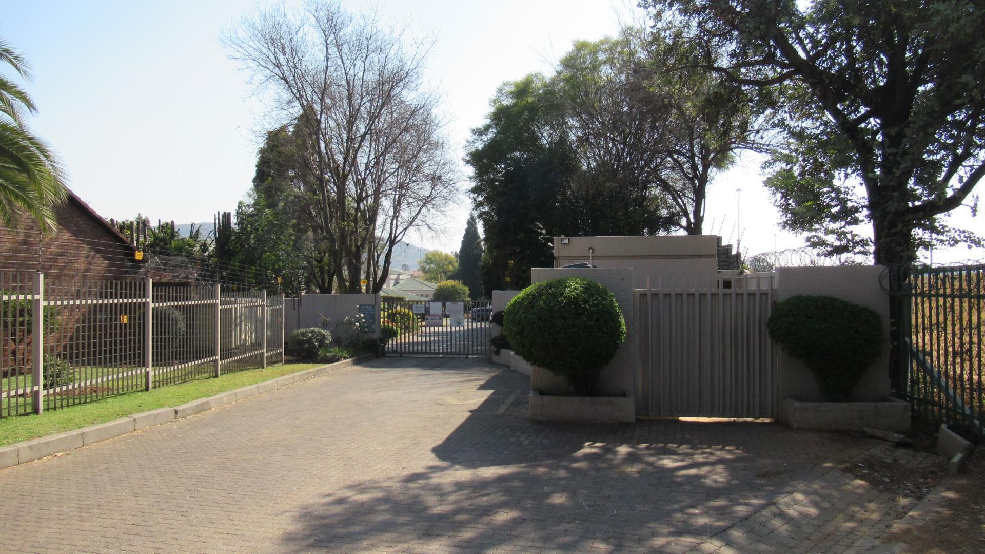 Front View of property in Bedfordview