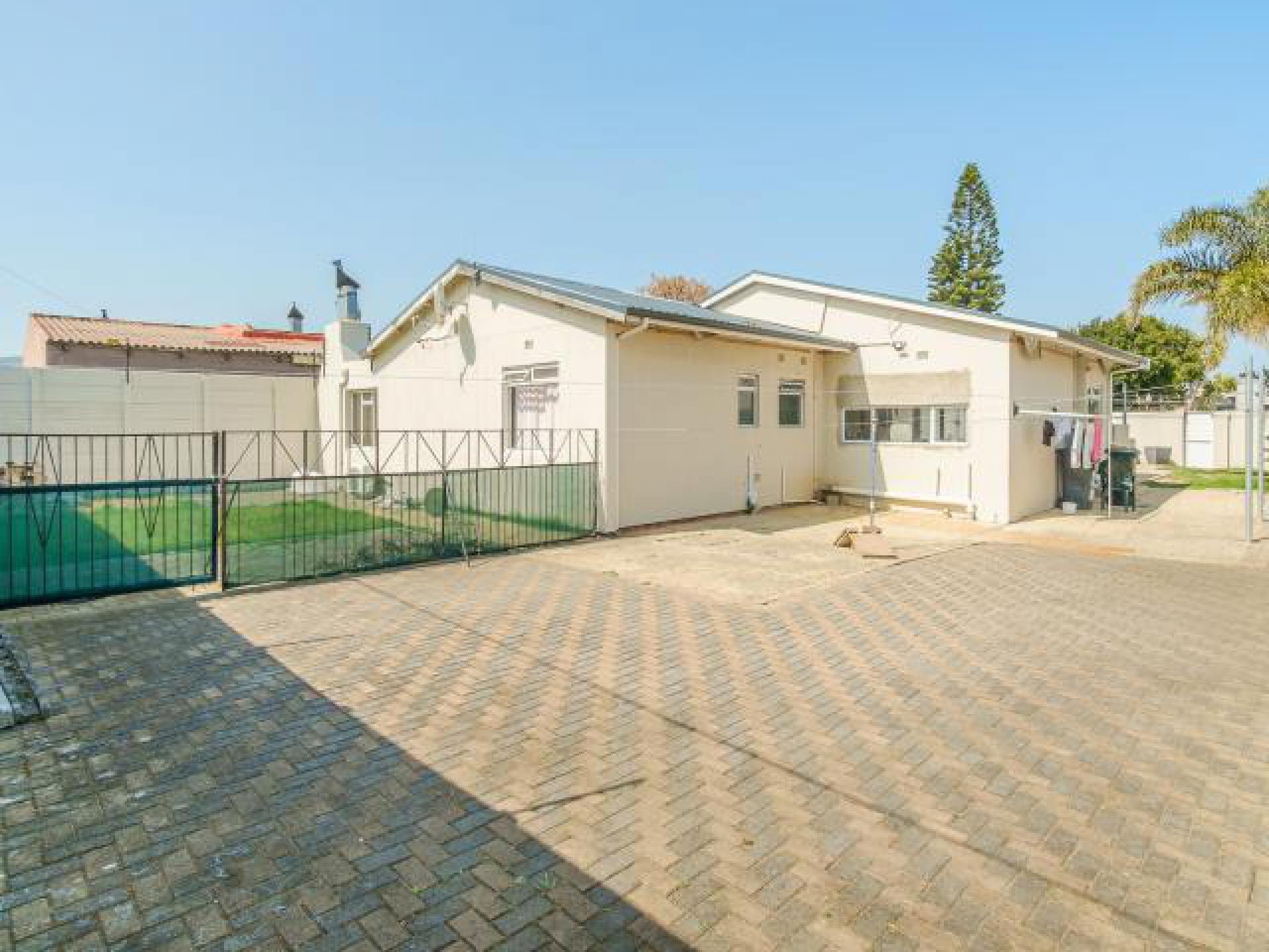 Backyard of property in Bothasig 