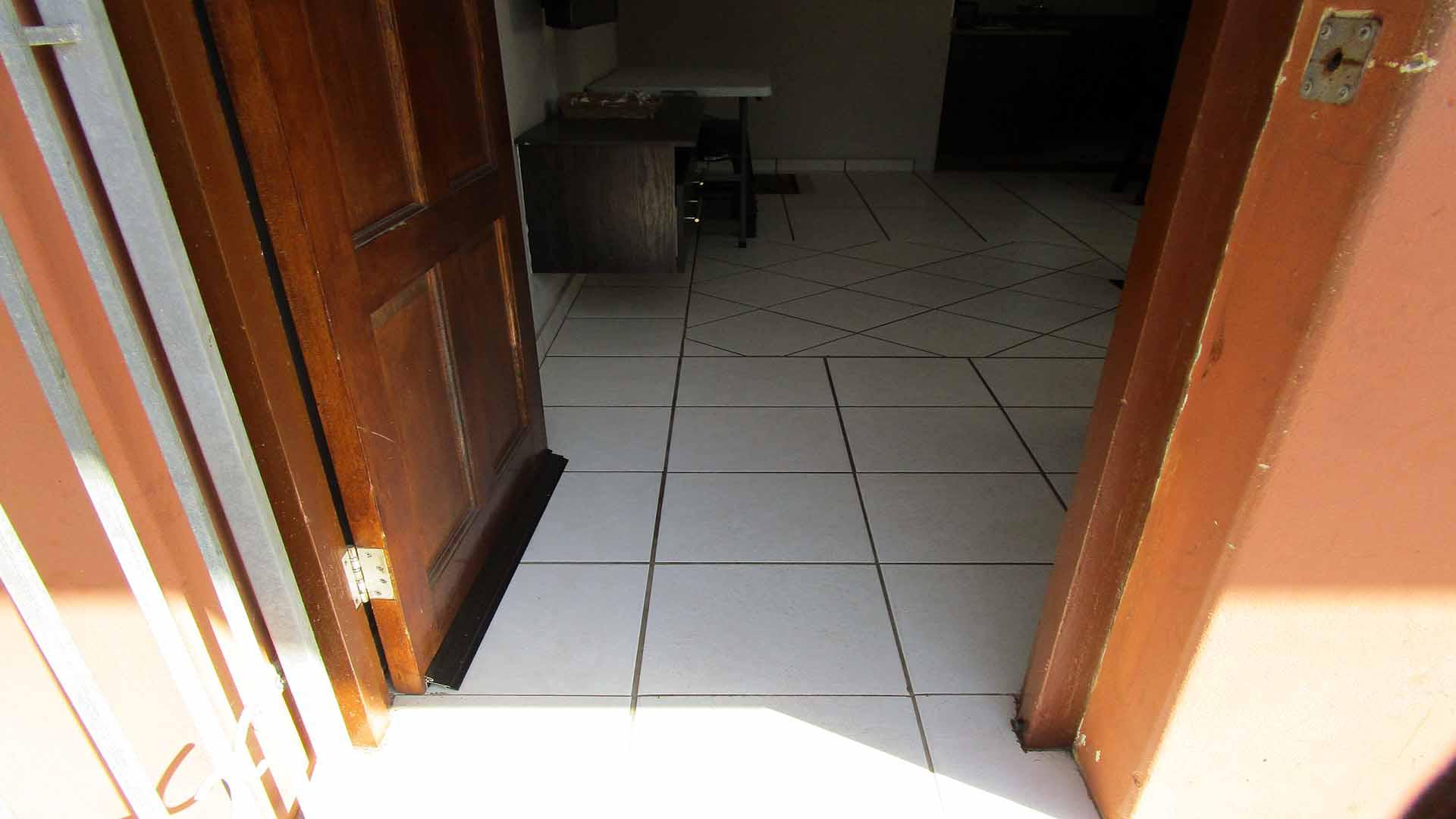 Spaces - 1 square meters of property in Oslo Beach