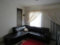 Lounges - 12 square meters of property in Savanna City
