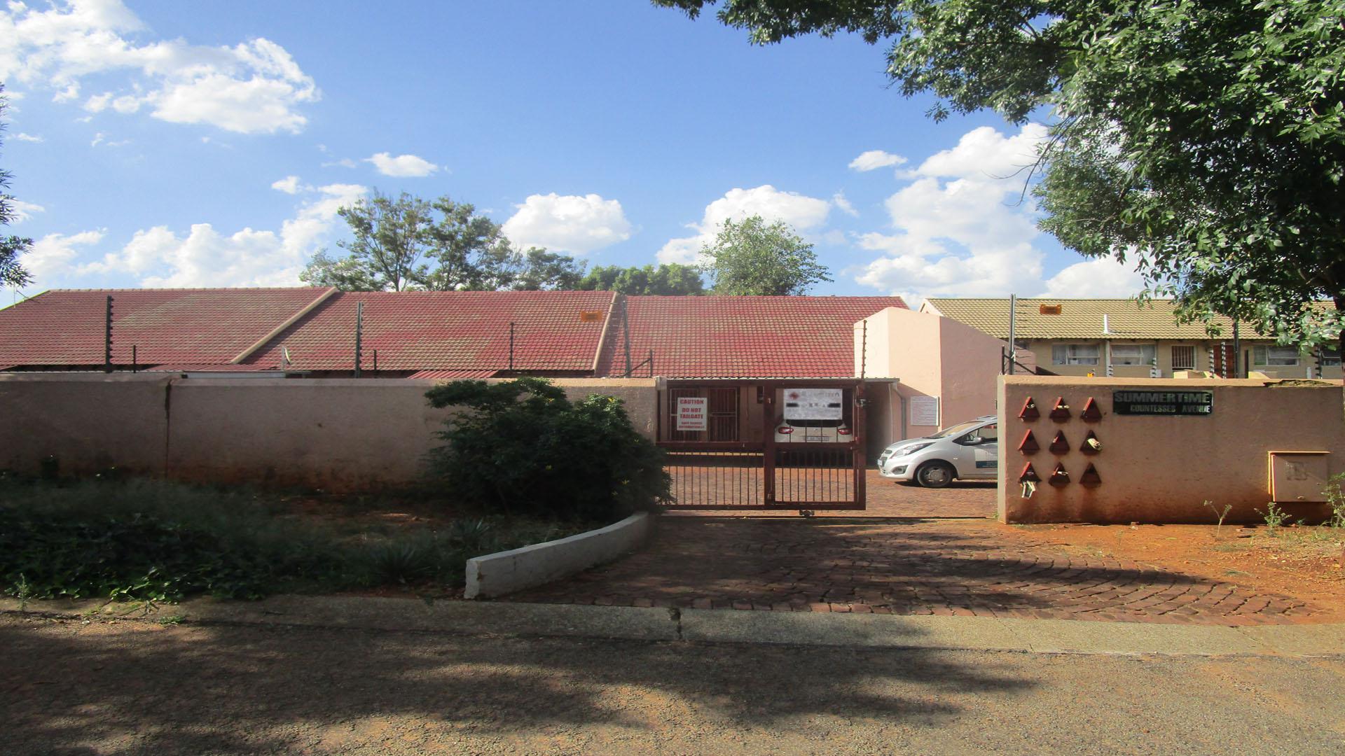 Front View of property in Randburg