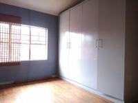 Bed Room 1 - 13 square meters of property in Randburg