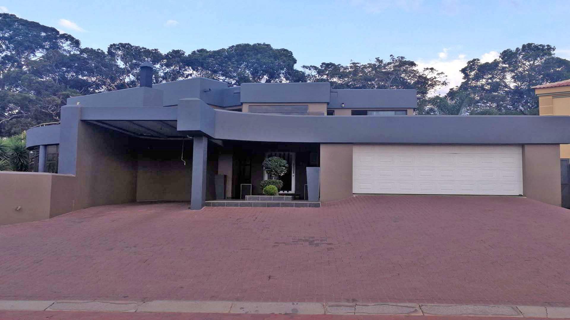 3 Bedroom House for Sale For Sale in Middelburg MP Home