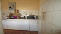 Kitchen - 16 square meters of property in Selection park
