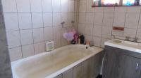 Bathroom 1 - 13 square meters of property in Meyerton