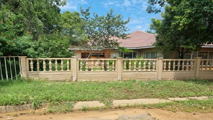 Standard Bank SIE Sale In Execution 3 Bedroom House for Sale in Roosheuwel - MR345475