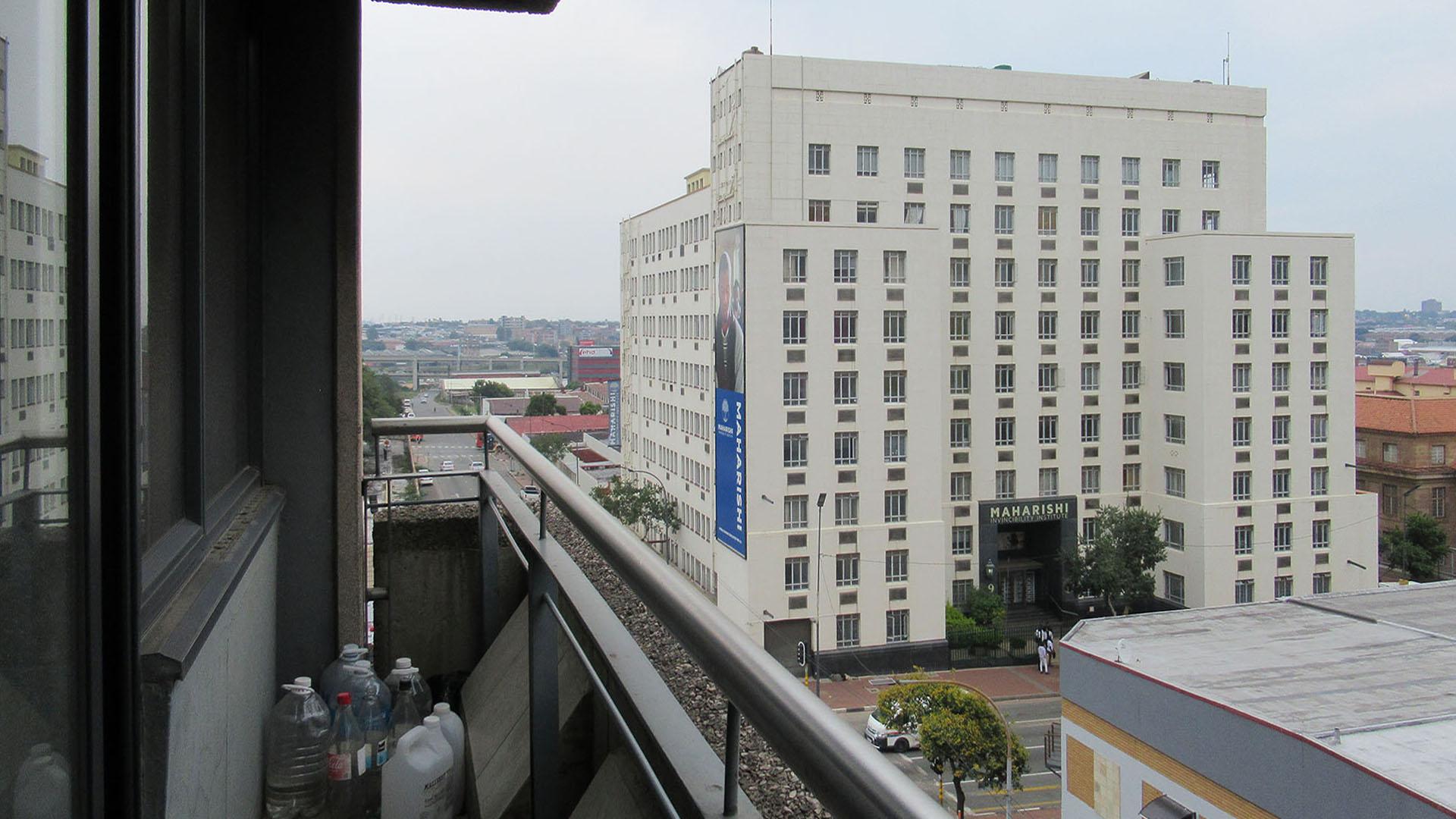 Balcony - 3 square meters of property in Ferreiras Dorp