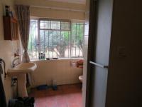 Bathroom 1 - 11 square meters of property in Gardenvale A.H