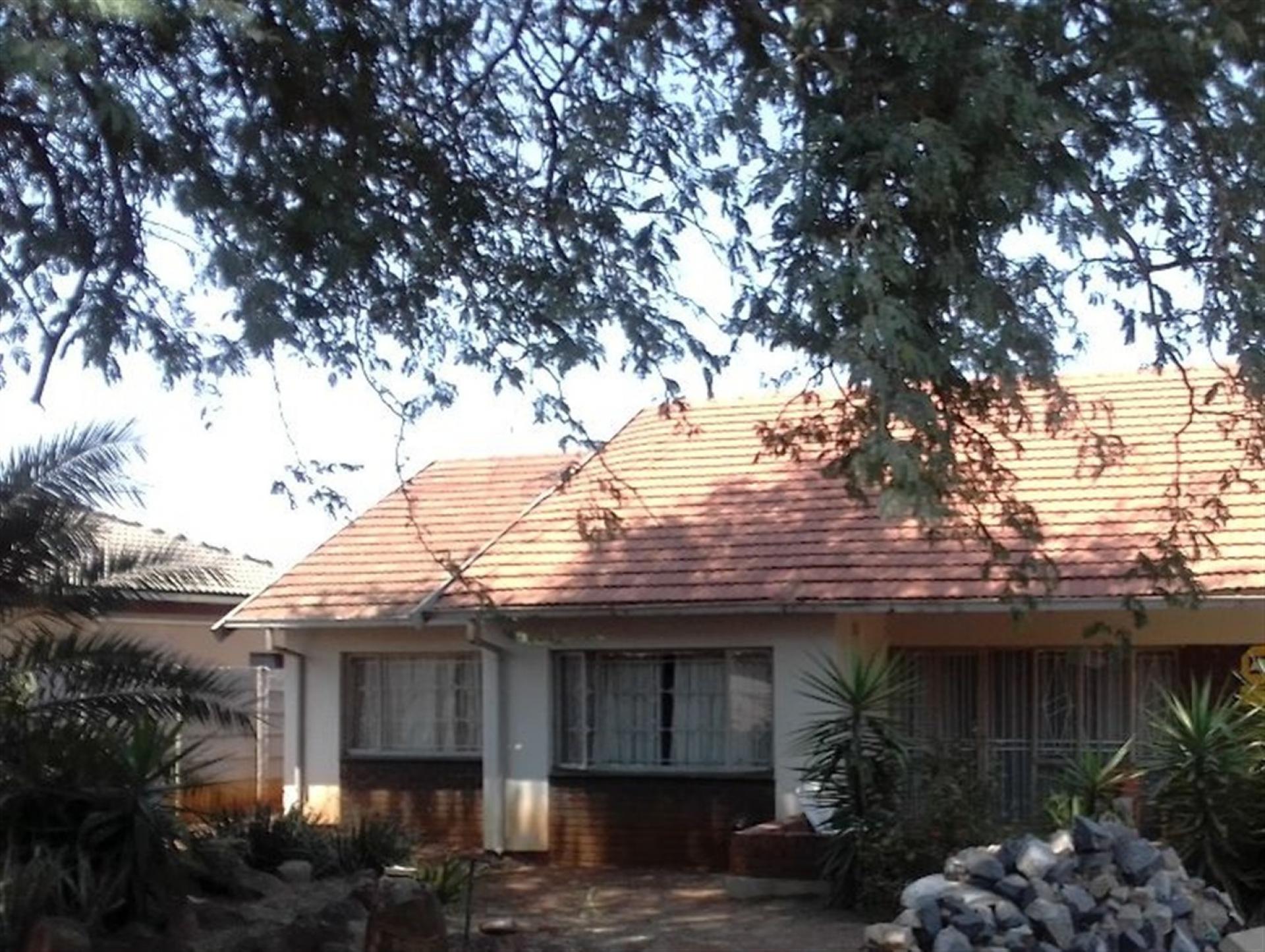 Front View of property in Silverton