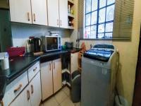 Kitchen of property in Mineralia