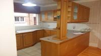 Kitchen of property in Flora Park 