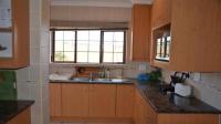 Kitchen - 10 square meters of property in Mooikloof Gardens