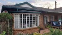 4 Bedroom 3 Bathroom House for Sale for sale in Middelburg (EC)